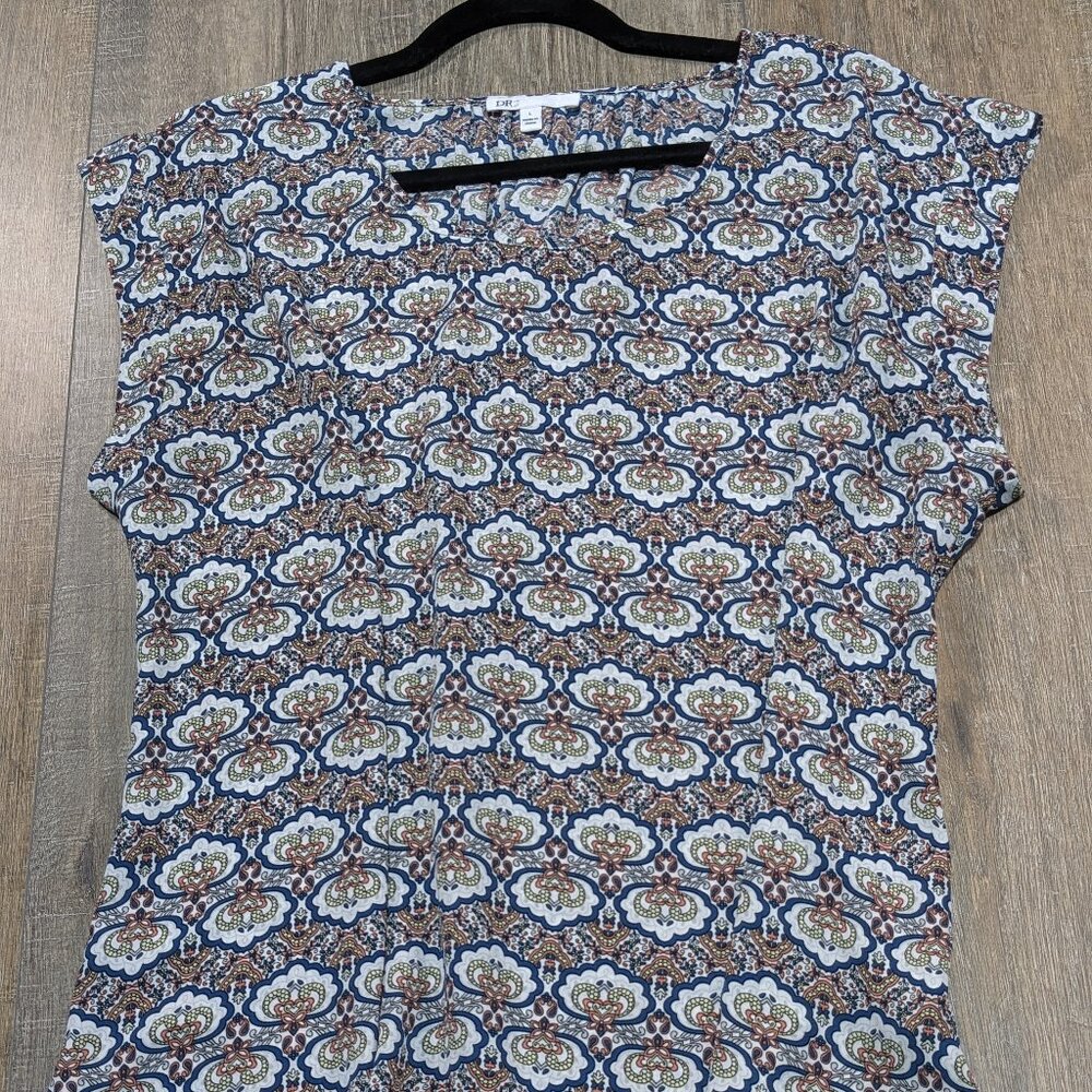 Daniel Rainn DR2 Top, size Large